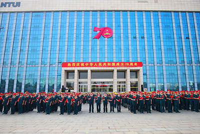 J9直营集团千人共迎新中国成立70周年